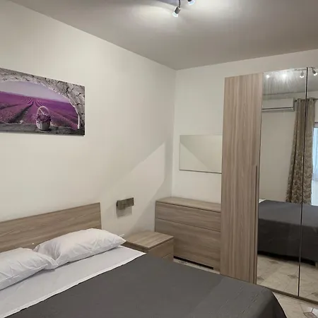 Oreto Apartmán Palermo